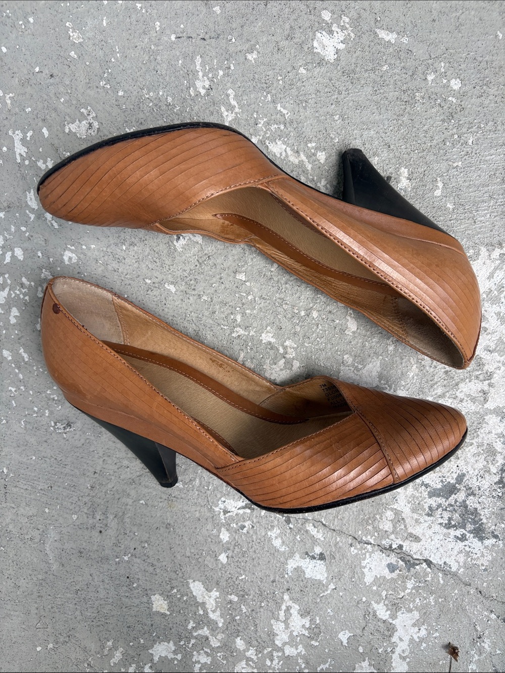 Frye Gloria heels